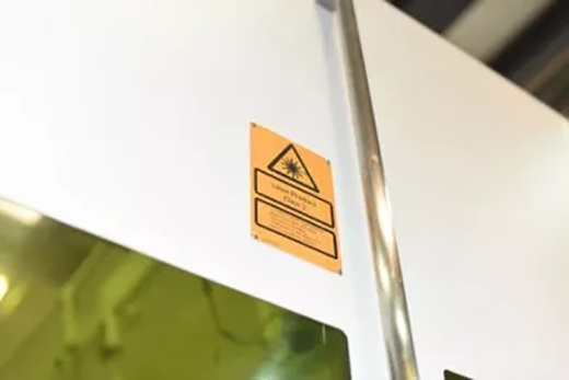 滬工中高功率寬幅激光切割機(jī)高安全性 滬工中高功率寬幅激光切割機(jī)高安全性