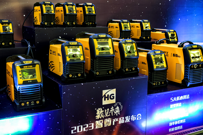 1677547292337757.png 640 (1).png